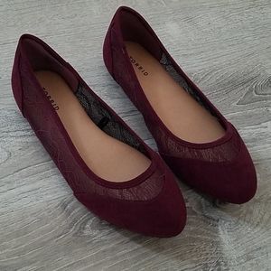 Burgundy suede lace flats